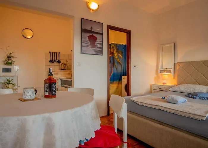 Apartments Lokva Beach 公寓