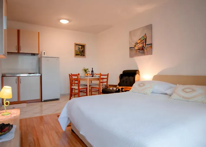 Apartments Lokva Beach 公寓 *